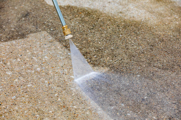 Professional Pressure Washing in Dixon Lane Meadow Creek, CA